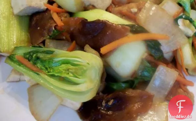 Bok Choy mit Pilzen