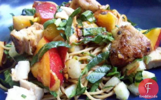 Asiatischer Hühnchen-Nudelsalat