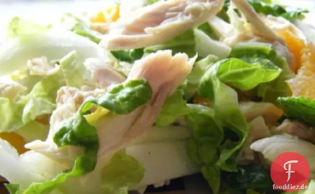 Hühnchen-Pfirsichsalat