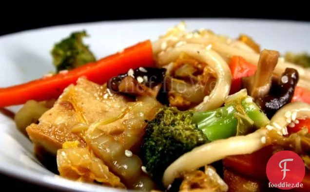 Udon-Nudeln Mit Brokkoli