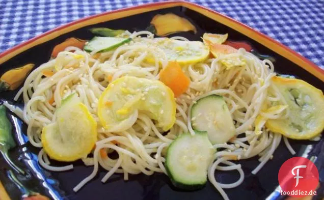 BBQ Schweinefleisch Lo Mein