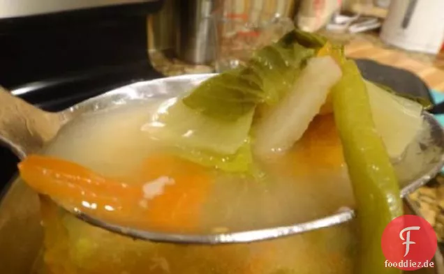 Philippinische Sinigang (Tamarindensuppe)