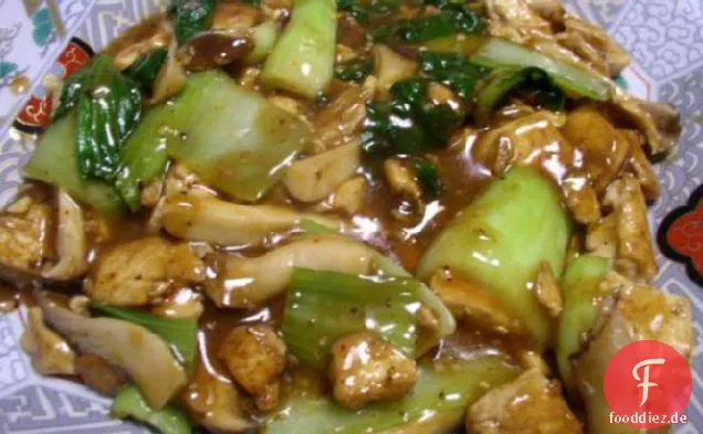 Vegetarische Fünf-Gewürz-Tofu-Rühren-Braten