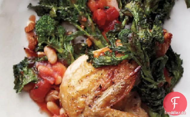 Huhn mit Brokkoli Rabe, Tomaten und Bohnen
