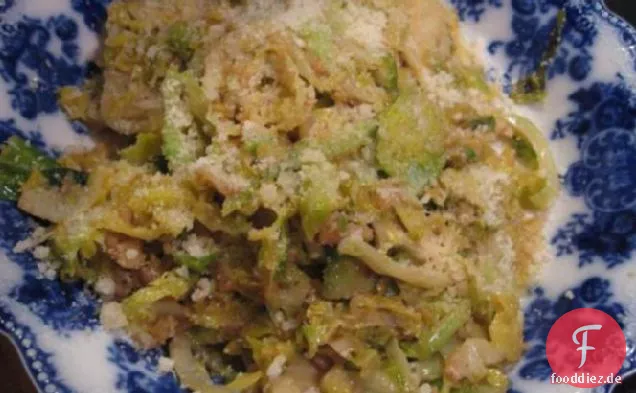 Sautierter Rosenkohl mit Ingwer und Parmesan
