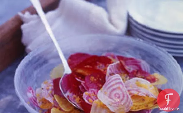 Rohe Rüben mit Orangen-Koriander-Vinaigrette