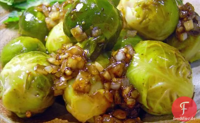 Asiatische gebratene Rosenkohl