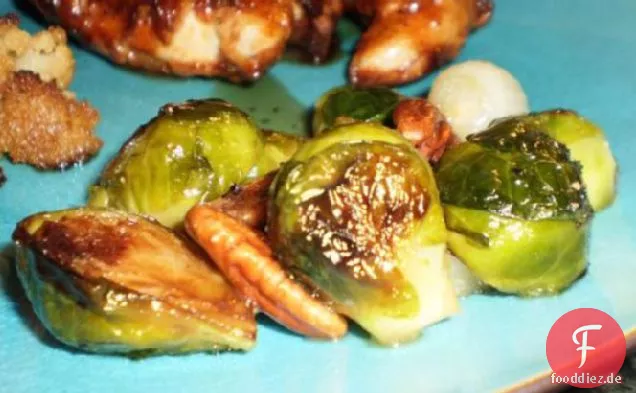 Karamellisierter Rosenkohl mit Pekannüssen