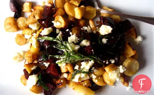Gebratene Pastinaken und Rüben mit Schafsfeta und Estragon