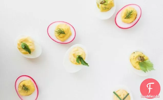 Rüben eingelegte Eier mit Fenchel
