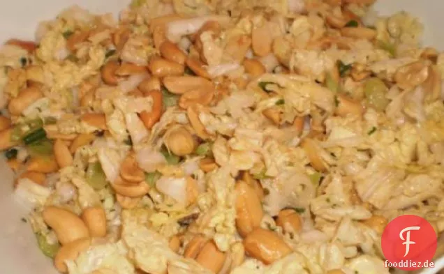 Geröstete Erdnuss-Salat