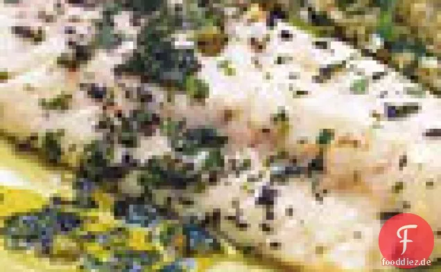 Kräuter-gebratener Wolfsbarsch mit Salsa Verde