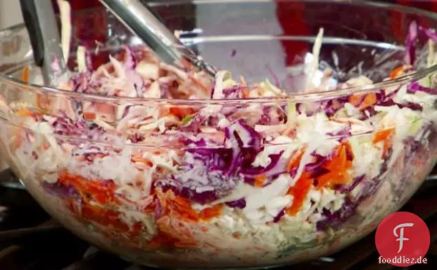 Drei-Ton-Power-Salat