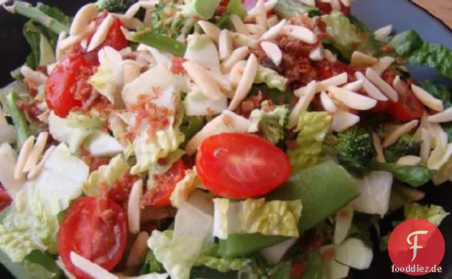 Knuspriger Dreifach-grüner Salat