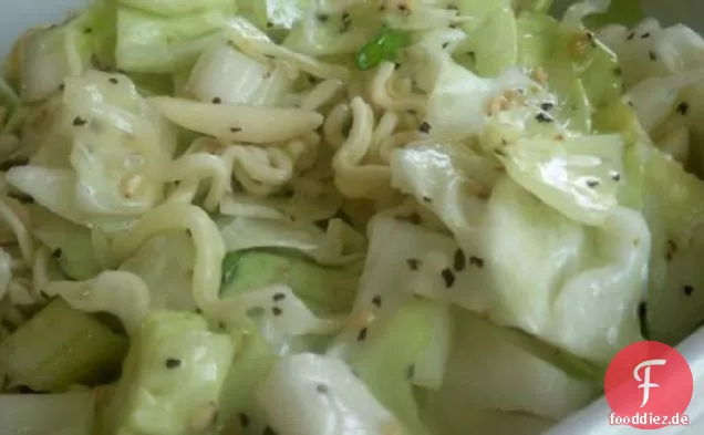 Sumi-Salat (Asiatischer Krautsalat)
