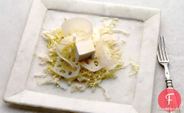 Napa Krautsalat mit Mirin Dressing