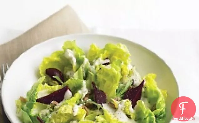 Salat Mit Rüben Und Joghurt-Dressing