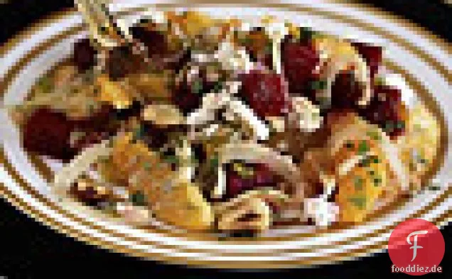 Goldener und purpurroter Rübensalat mit Orangen, Fenchel und Feta