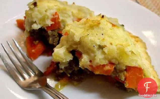 Hackfleisch und Wurstpastete (Gebäck oder Kartoffel belegt)