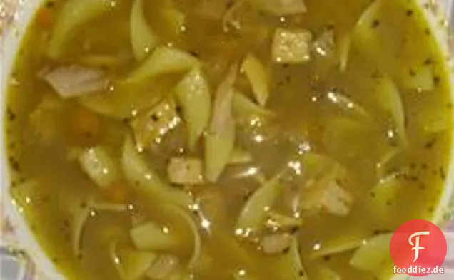 Truthahn-Nudelsuppe des alten Mannes
