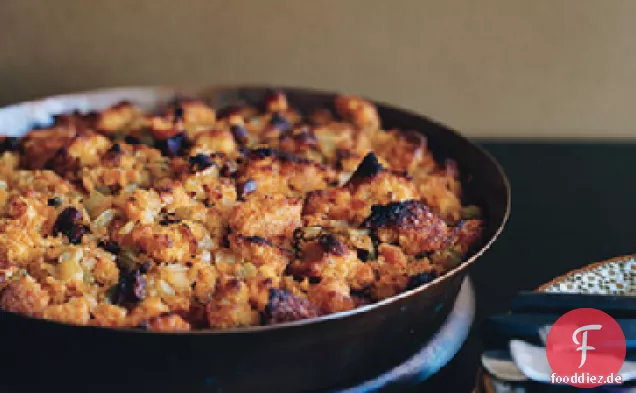 Mais-Brot und Chorizo-Füllung