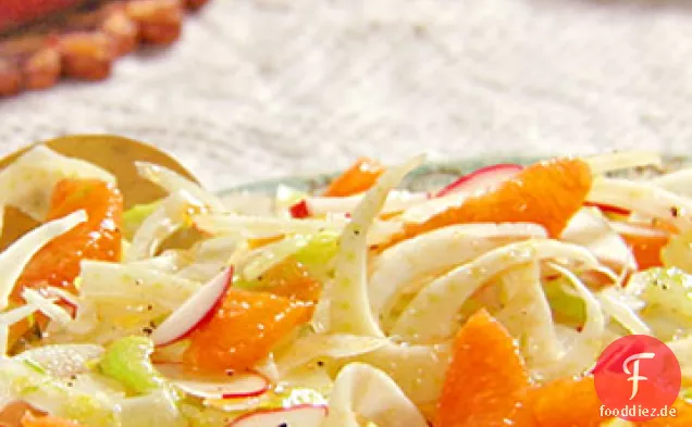 Knuspriger Fenchel-Orangen-Salat
