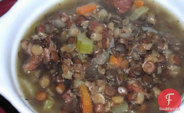 1 Stunde rauchige Schinken- und Linsensuppe