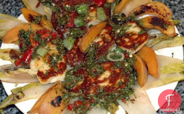 Warmer Halloumi-Salat mit Chili-Dressing