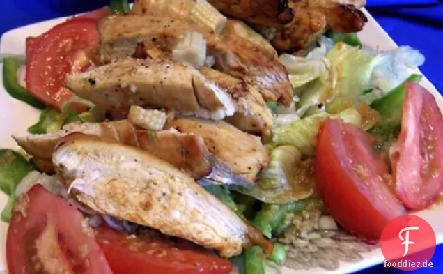 Gegrillter Hühnersalat