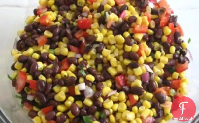 Schwarzer Bohnen-Mais-Salat