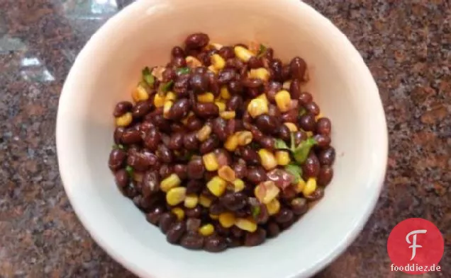 Schwarzer Bohnen-Mais-Salat