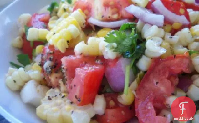 Zuckermais & Tomatensalat mit frischem Koriander