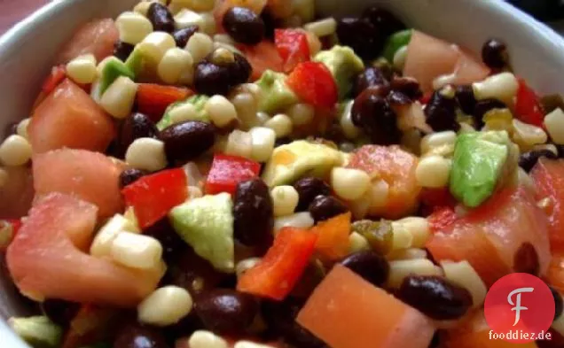 Schwarzer Bohnen-Mais-Salat