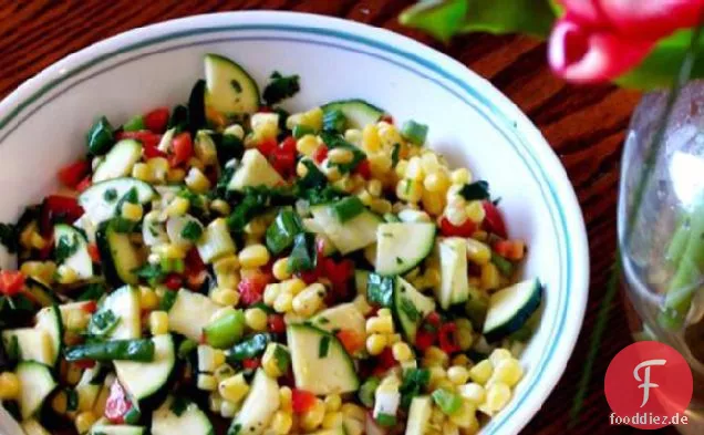 Picknick-Mais-Zucchini-Salat