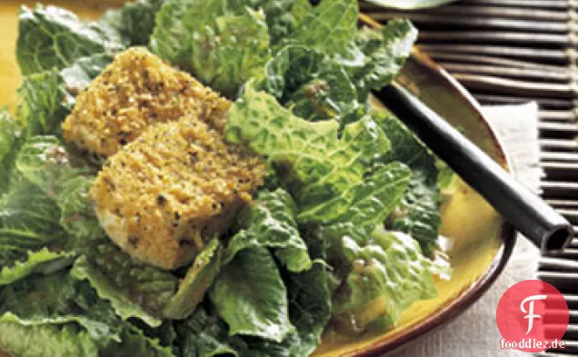 Romaine-Salat mit Chipotle-Dressing und warmem Queso-Fresko