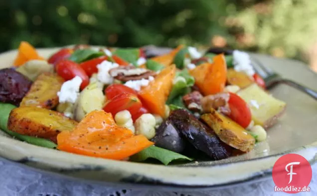 Gemüsesalat mit Rüben und Ziegenkäse