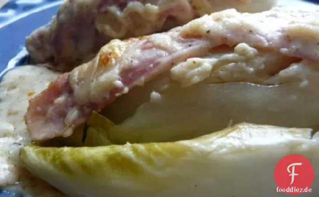 Belgischer Endivien in Schinken mit Käse eingewickelt / Lof met Ham en Kaas