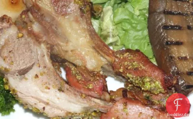 Lammrücken Mit Pistazienpesto, die Mühe wert!