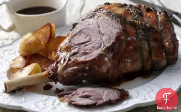 Lammbraten mit Weinsoße