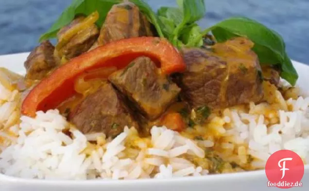 Rotes Curry Lamm