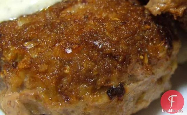 Saftige Lamburger mit Rosmarin-Minze-Sauce