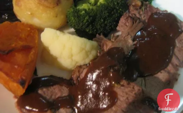 Gegrillte Lammlendenkoteletts mit warmem Pfirsich-Chutney