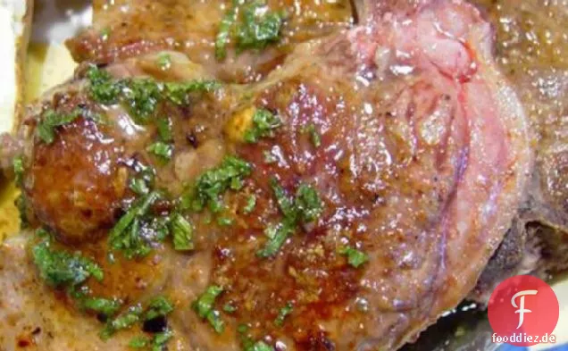 Lammkoteletts mit Jalapeno-Minzsauce