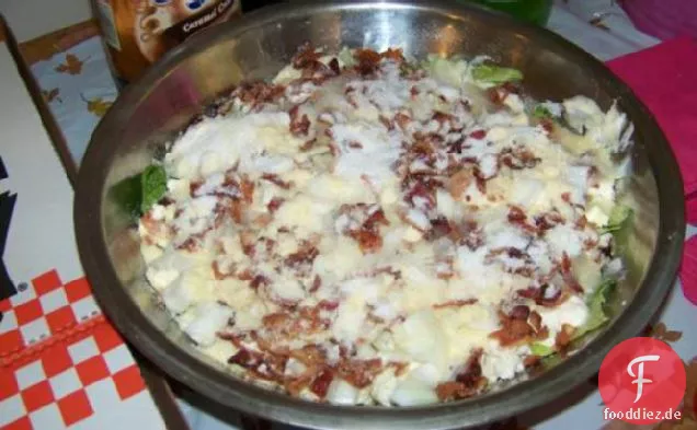 Geschichteter Blumenkohlsalat