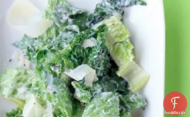 Romaine Salat mit Caesar Dressing