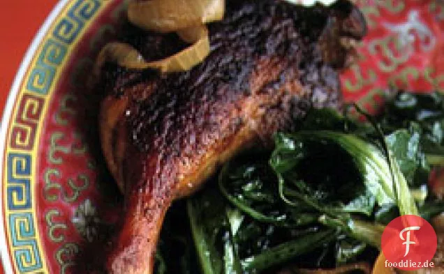 Geschmorte Entenbeine mit Senfgrün und Bok Choy