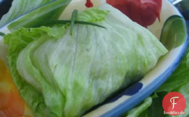 Würzige Hähnchen-Salat-Wraps