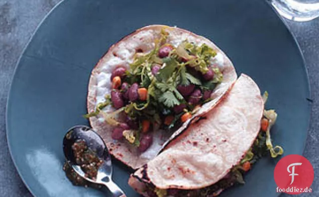 Würzige Bohnen und Käse Weiche Tacos