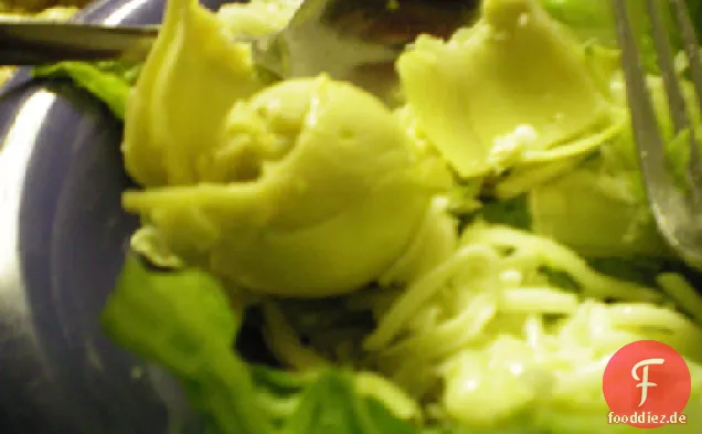 Herzen von Romaine, Palm & Artischocke W / Citrus Dijon Dressing
