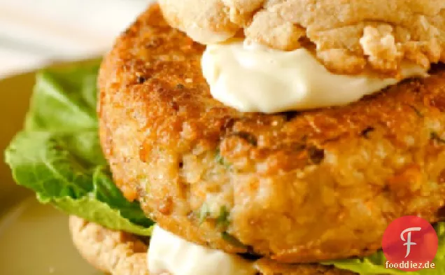 Veggie-Burger mit Tahini-Mayonnaise